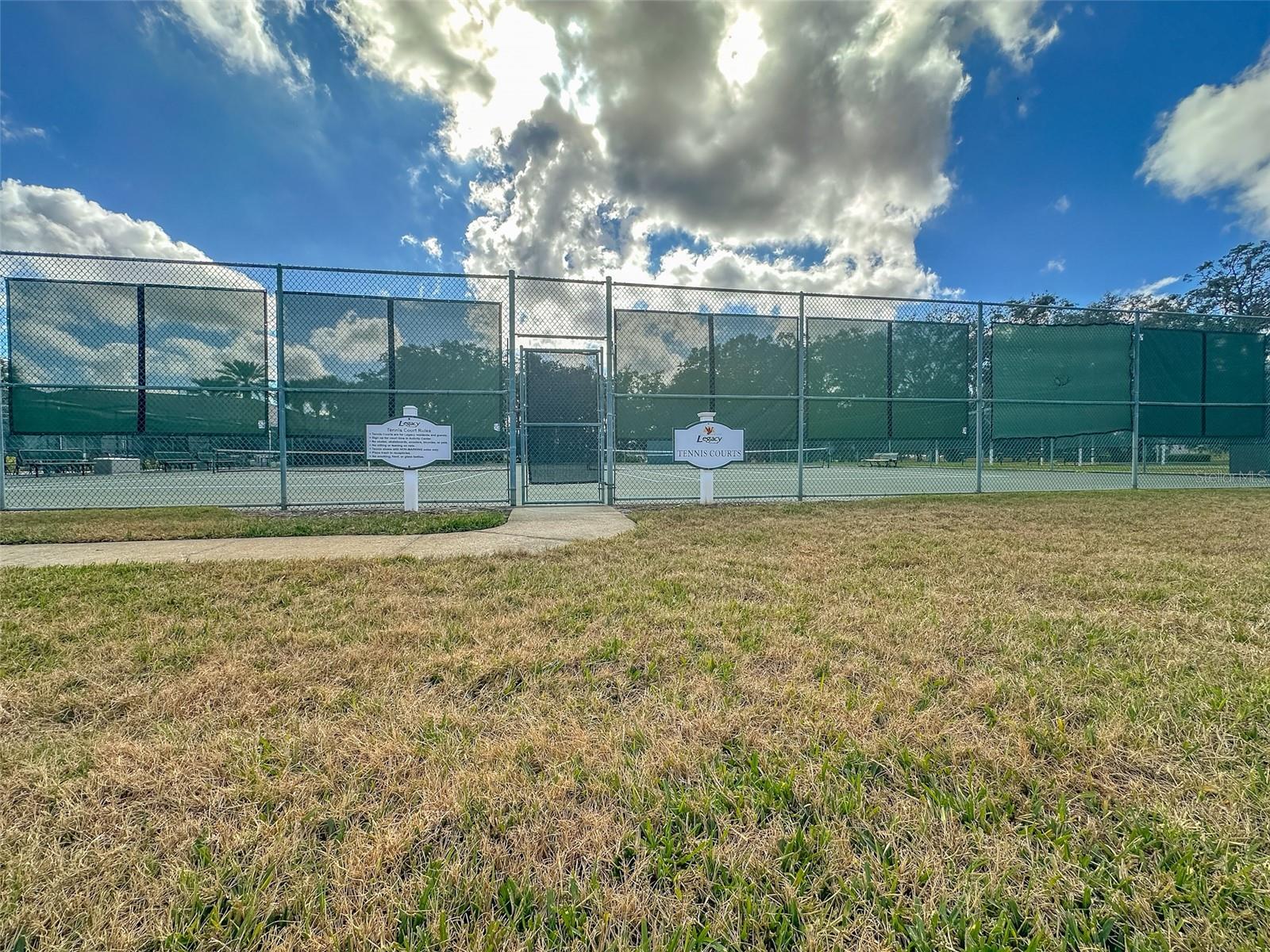 Image 39 of 47 For 5300 Treasure View Way