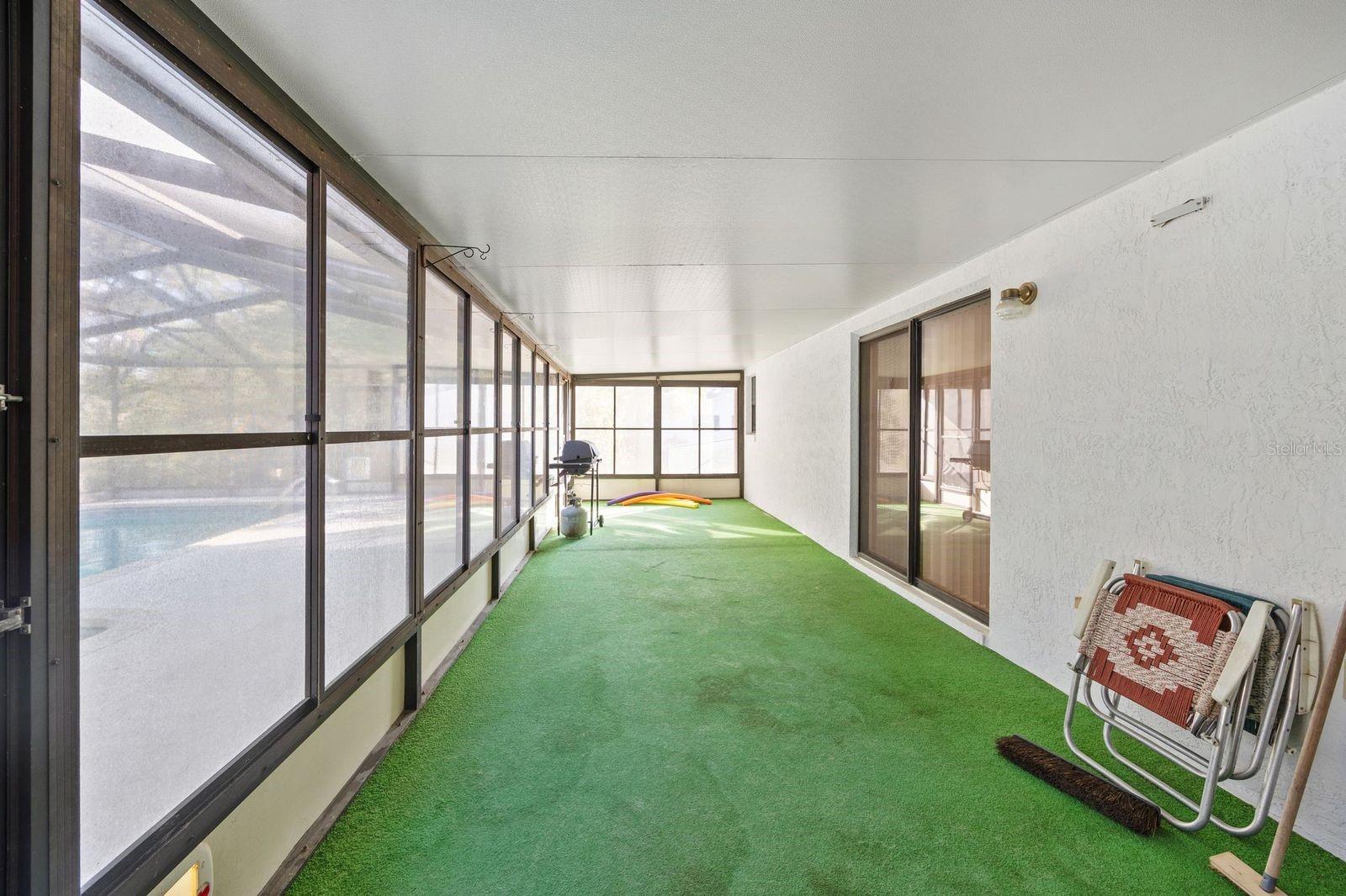 Listing photo id 18 for 5605 Calgary Terrace