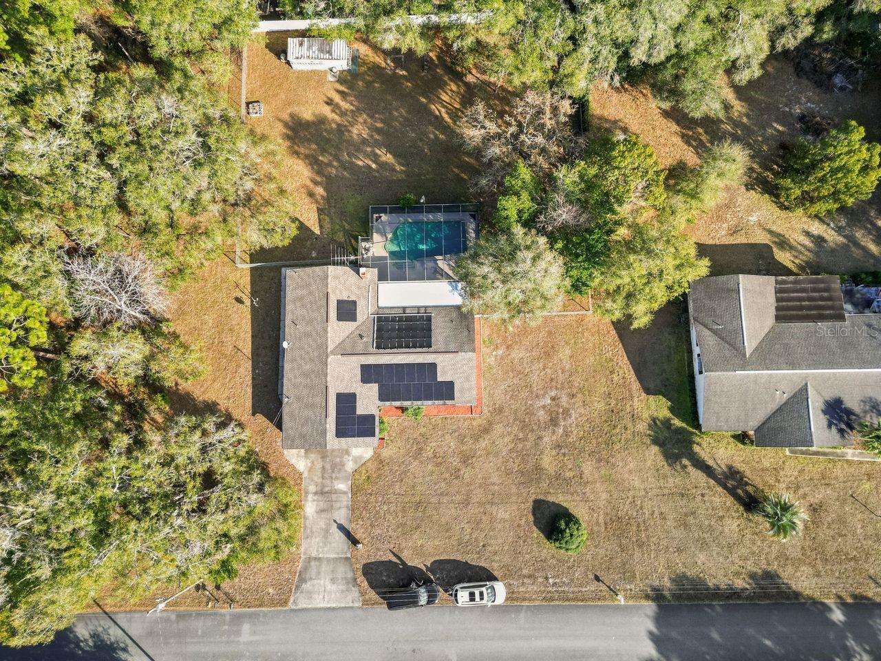 Listing photo id 27 for 5605 Calgary Terrace