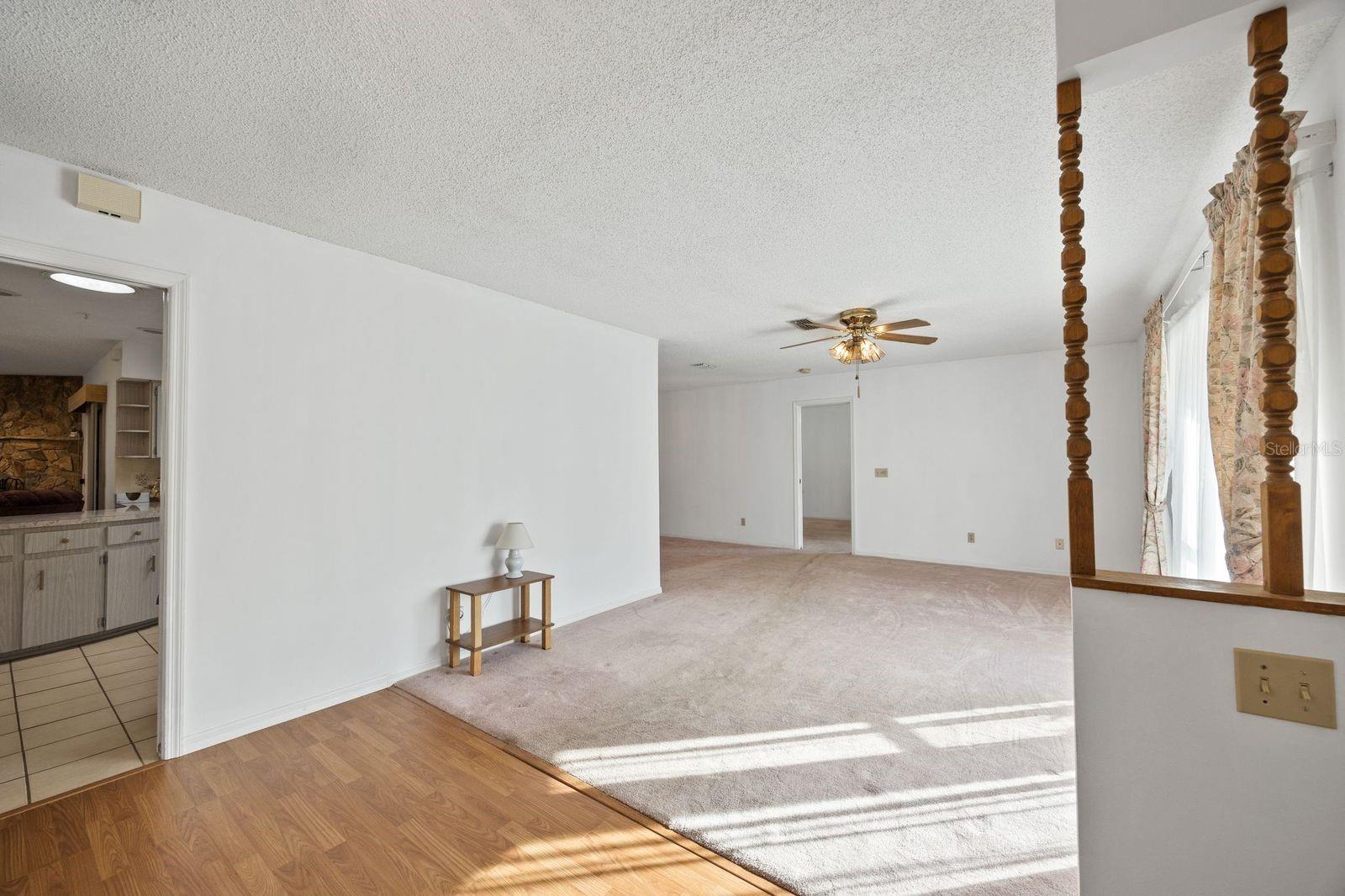 Listing photo id 1 for 5605 Calgary Terrace