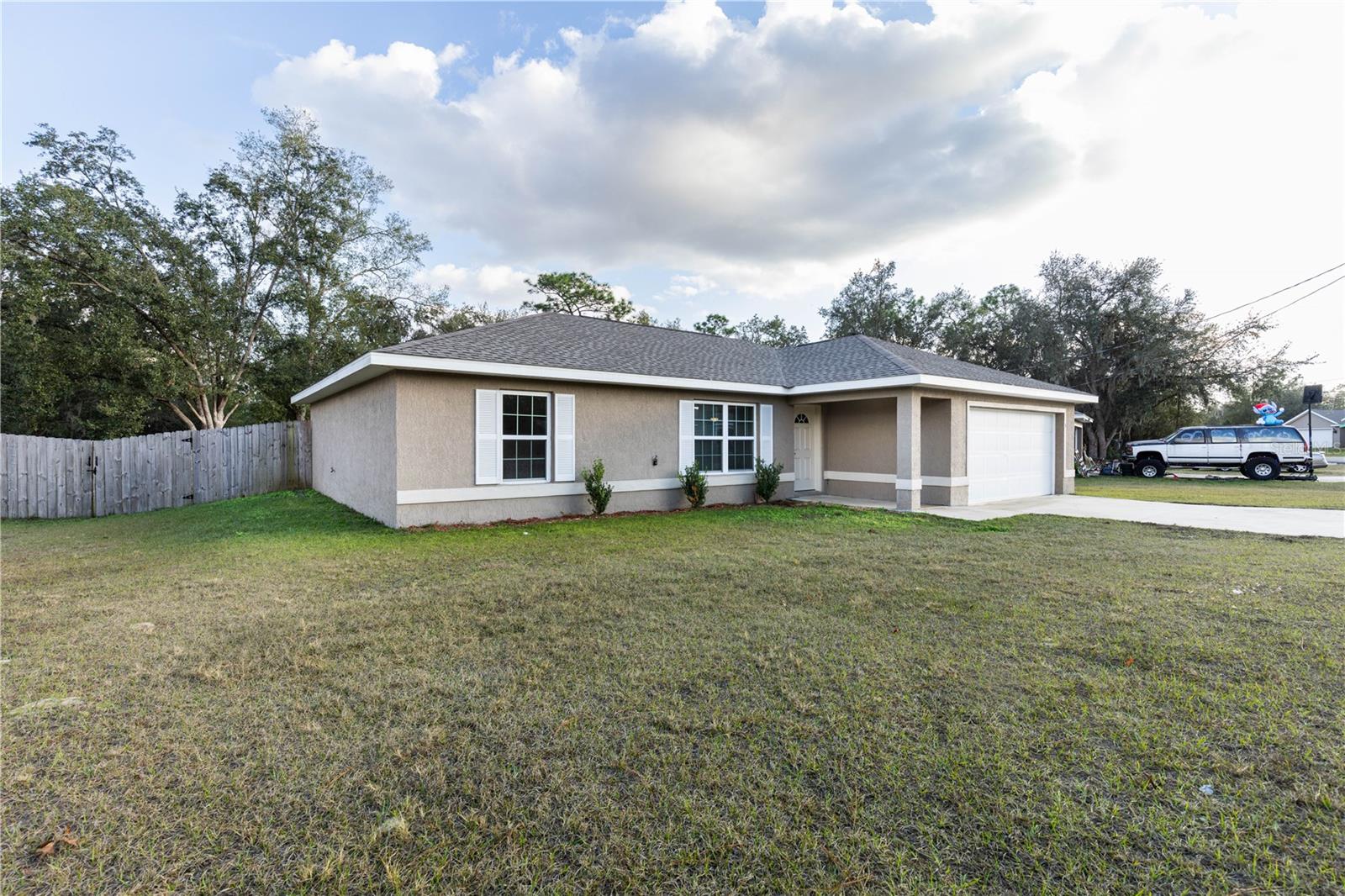 Image 36 of 44 For 5 Malauka Radial Circle