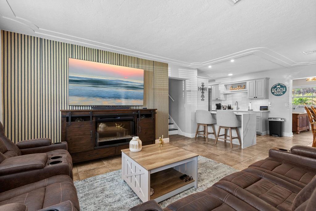 Image 2 of 52 For 350 Brentwood Court