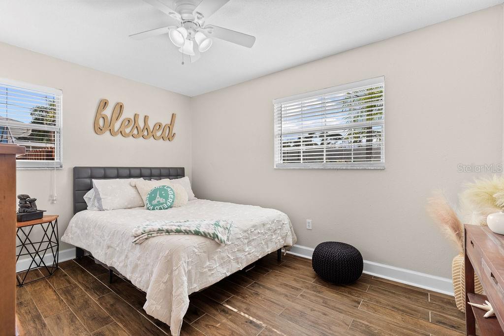 Image 20 of 52 For 350 Brentwood Court