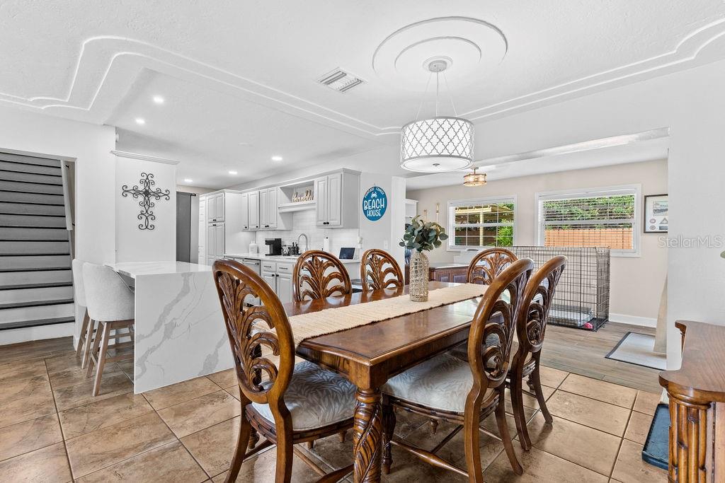 Image 3 of 52 For 350 Brentwood Court