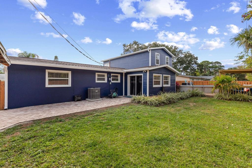 Image 36 of 52 For 350 Brentwood Court