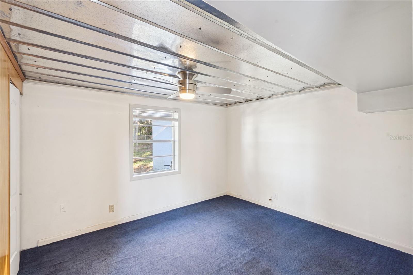 Image 13 of 37 For 17016 Hillcrest View Drive