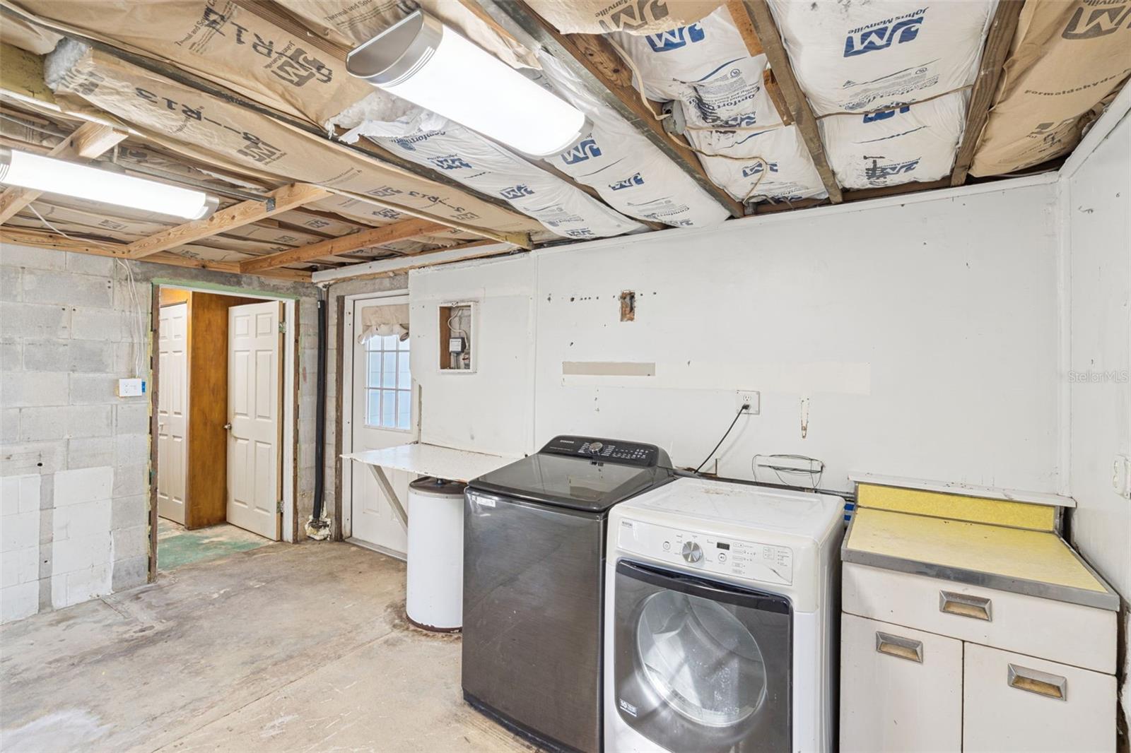 Image 20 of 37 For 17016 Hillcrest View Drive