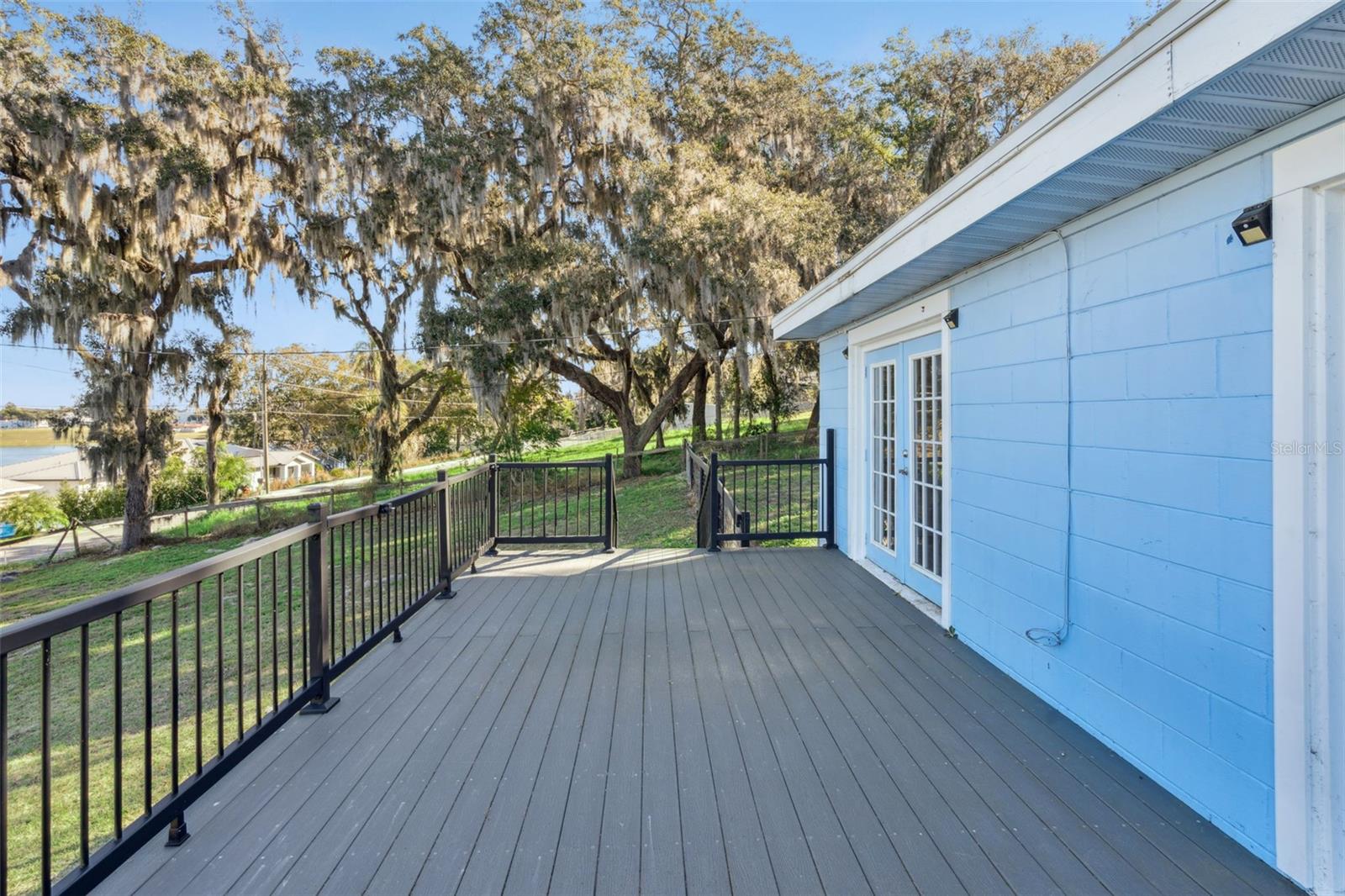 Image 22 of 37 For 17016 Hillcrest View Drive