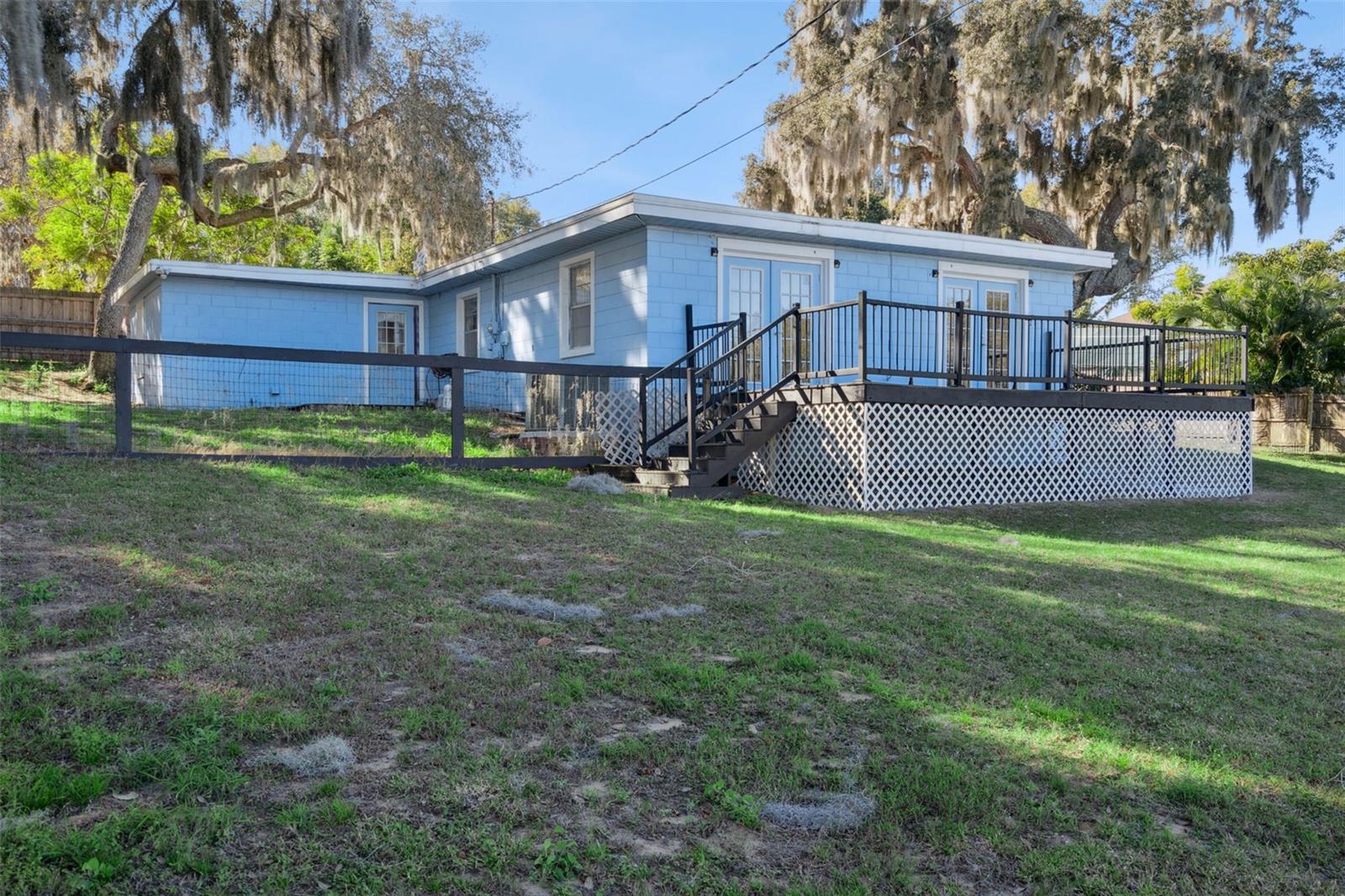 Image 24 of 37 For 17016 Hillcrest View Drive