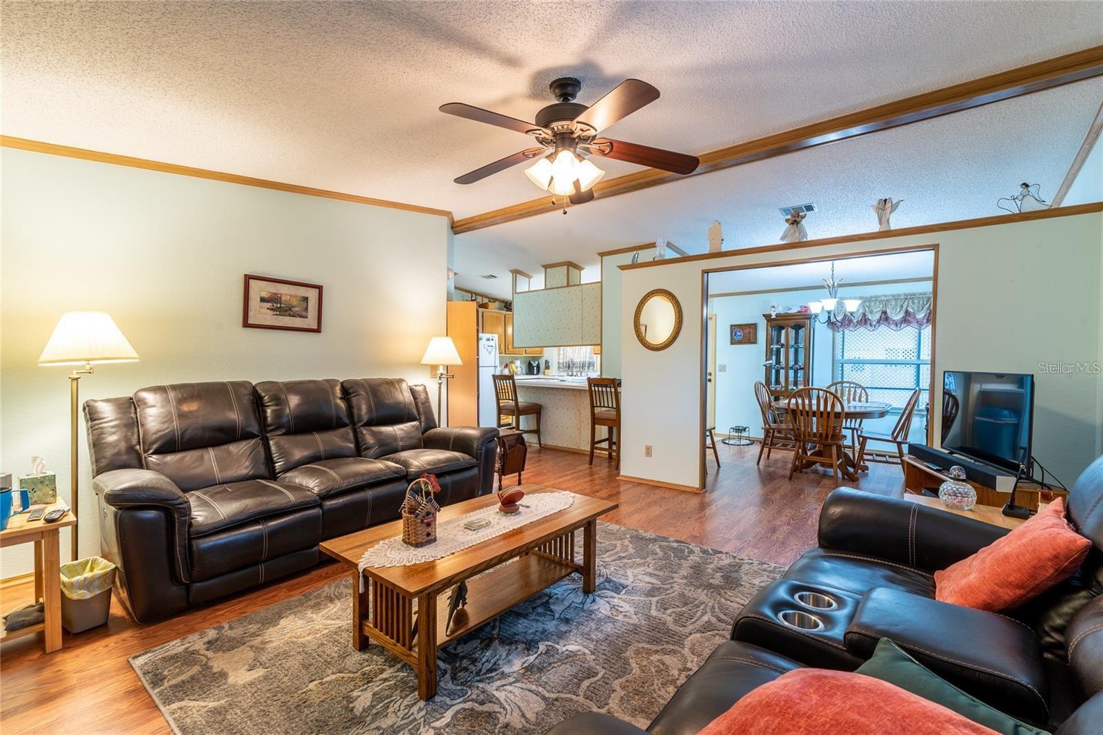 Image 18 of 38 For 25527 Belle Helene