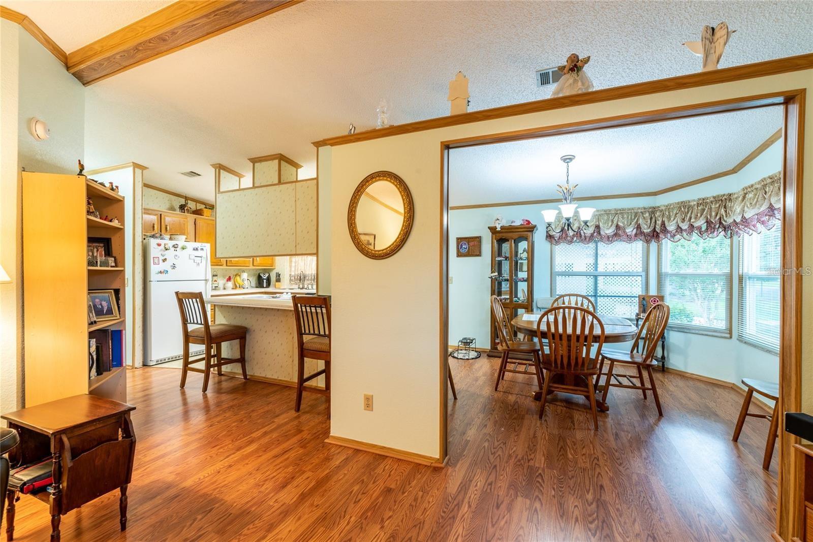 Image 19 of 38 For 25527 Belle Helene