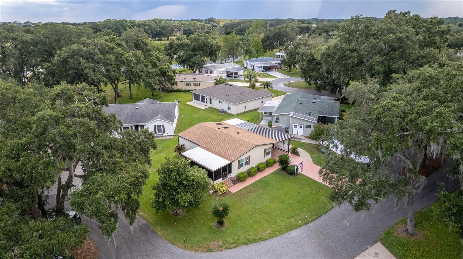 Image 27 of 38 For 25527 Belle Helene