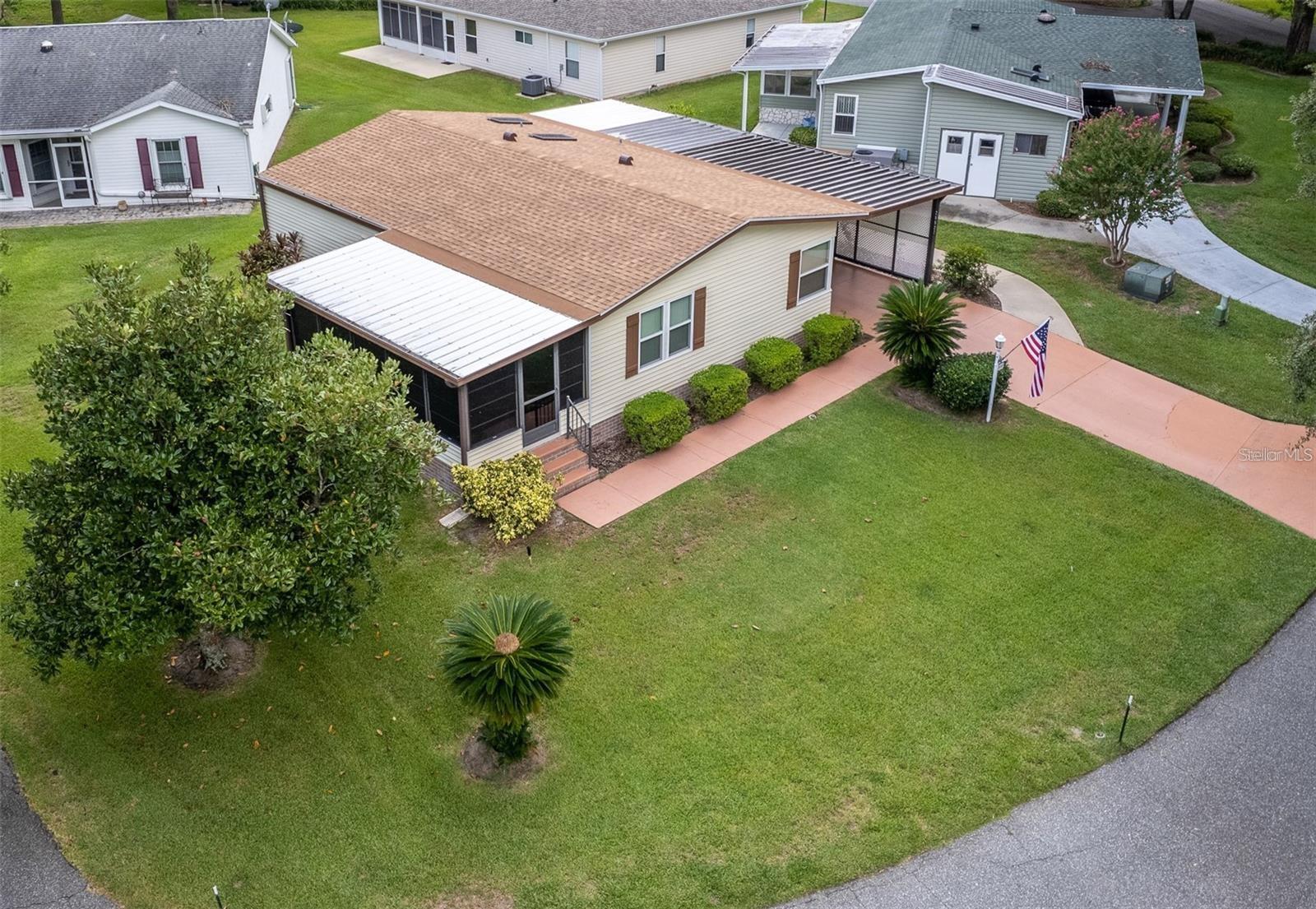 Image 3 of 38 For 25527 Belle Helene