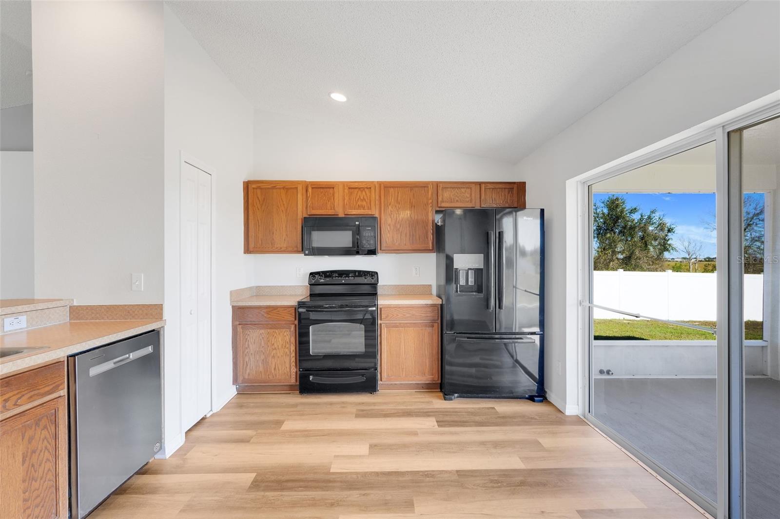 Image 14 of 40 For 1009 Bluegrass Drive