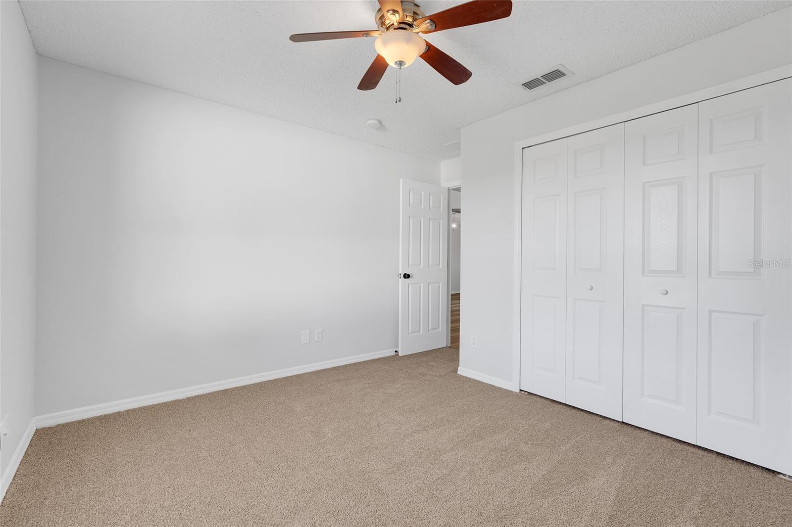 Image 19 of 40 For 1009 Bluegrass Drive