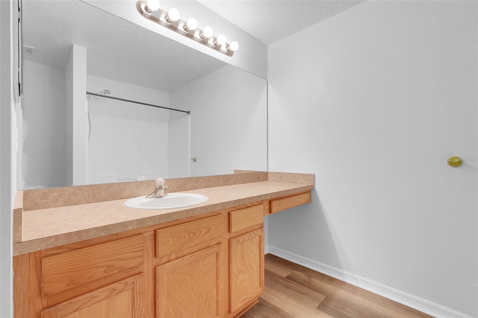 Image 20 of 40 For 1009 Bluegrass Drive