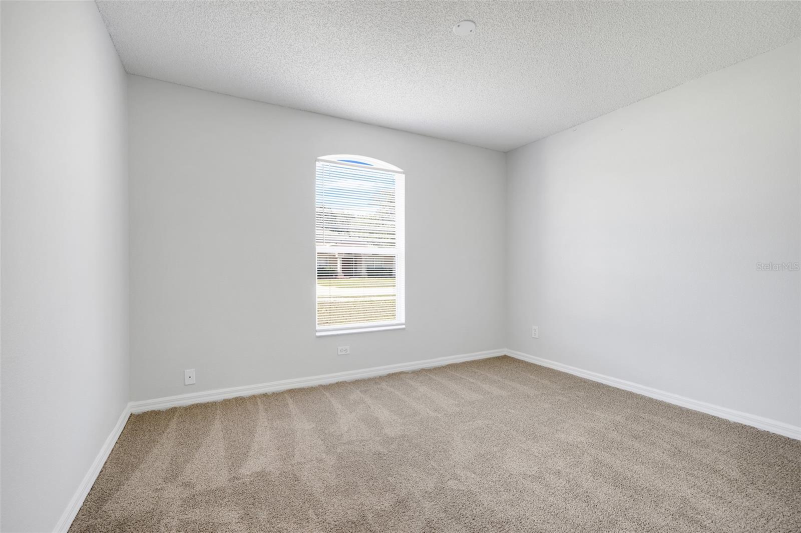 Image 22 of 40 For 1009 Bluegrass Drive