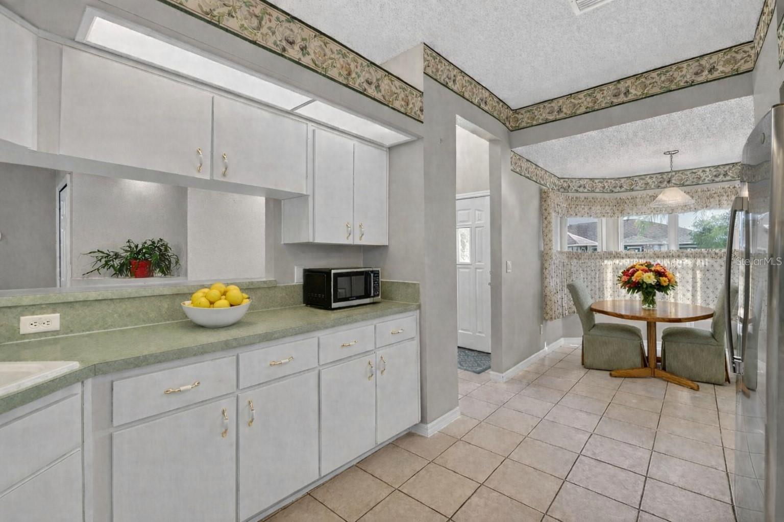 Image 11 of 37 For 4712 St Andrews Arcade