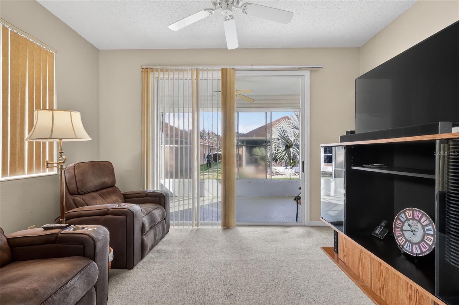 Image 20 of 37 For 4712 St Andrews Arcade