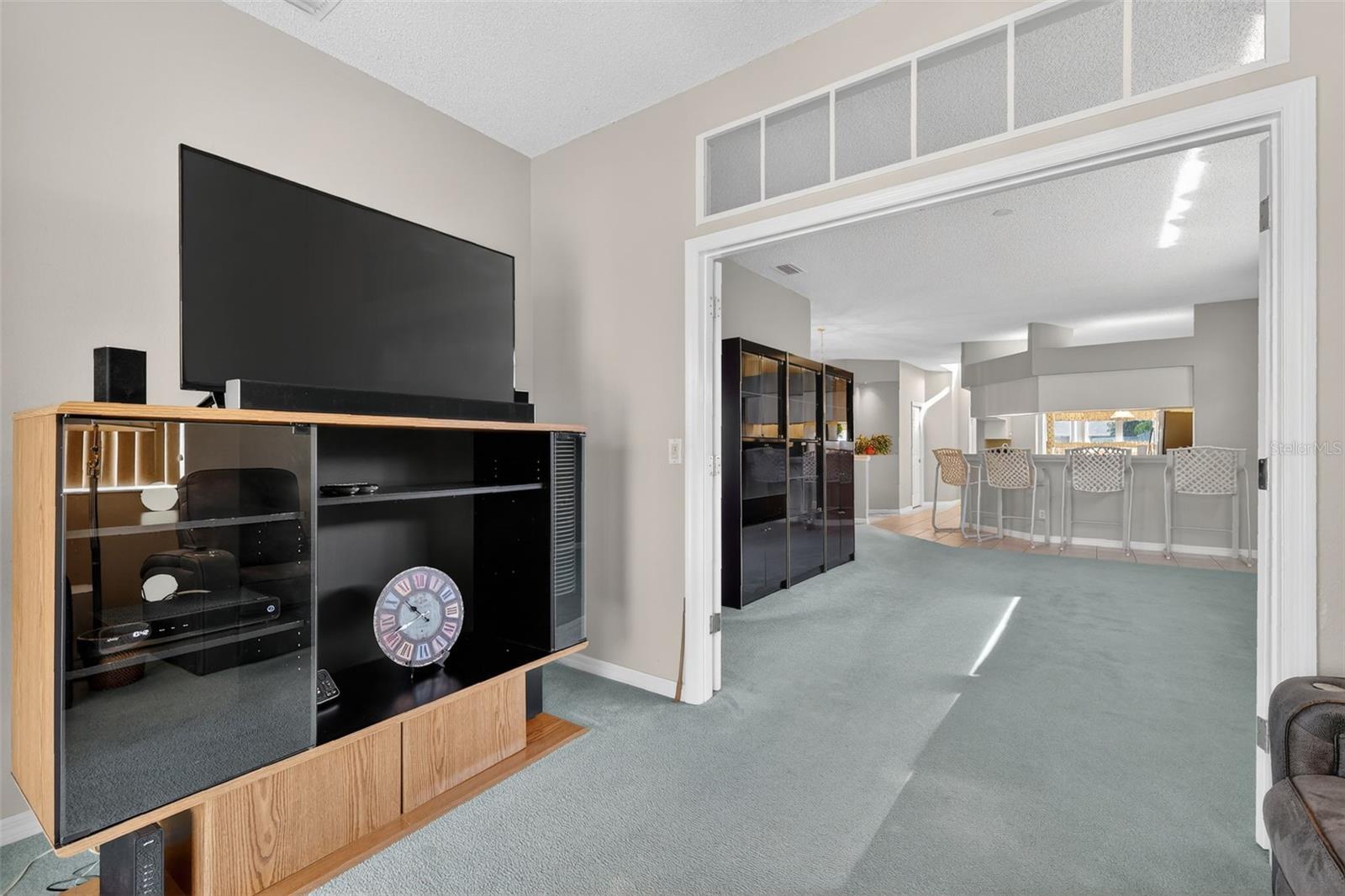 Image 21 of 37 For 4712 St Andrews Arcade