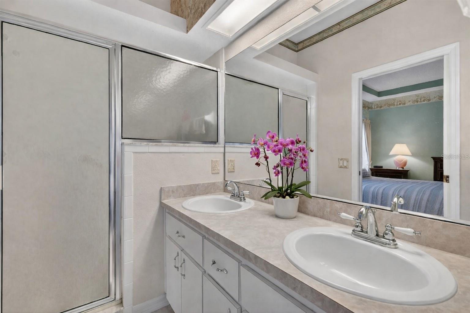 Image 27 of 37 For 4712 St Andrews Arcade