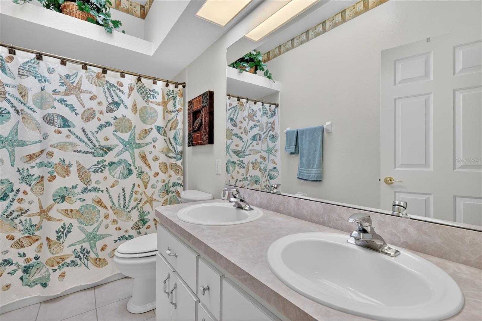 Image 31 of 37 For 4712 St Andrews Arcade