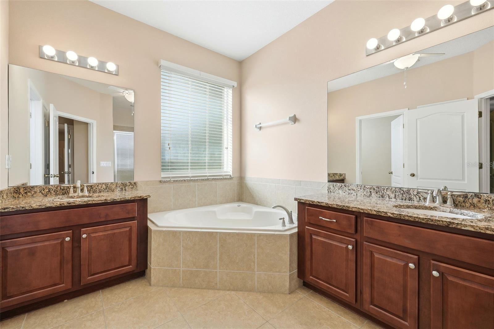 Image 25 of 57 For 2200 Parkside Meadow Drive