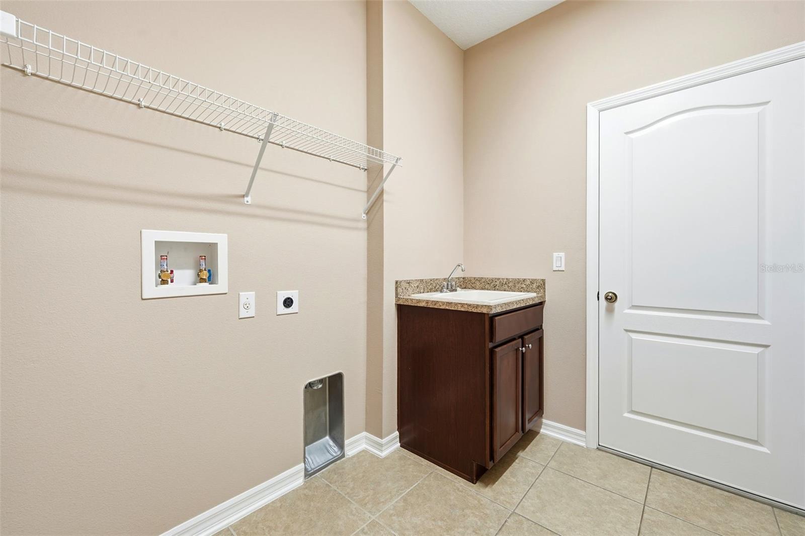 Image 37 of 57 For 2200 Parkside Meadow Drive