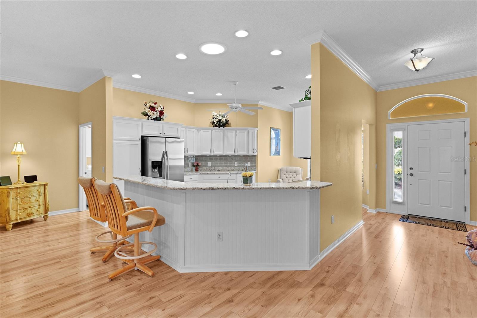 Image 17 of 50 For 1988 Palo Alto Avenue