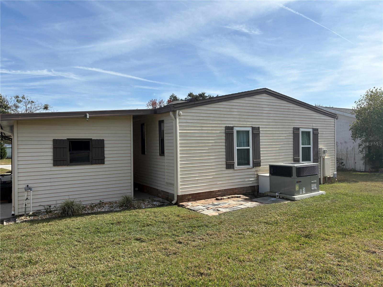 Image 40 of 54 For 25051 Betton Hill