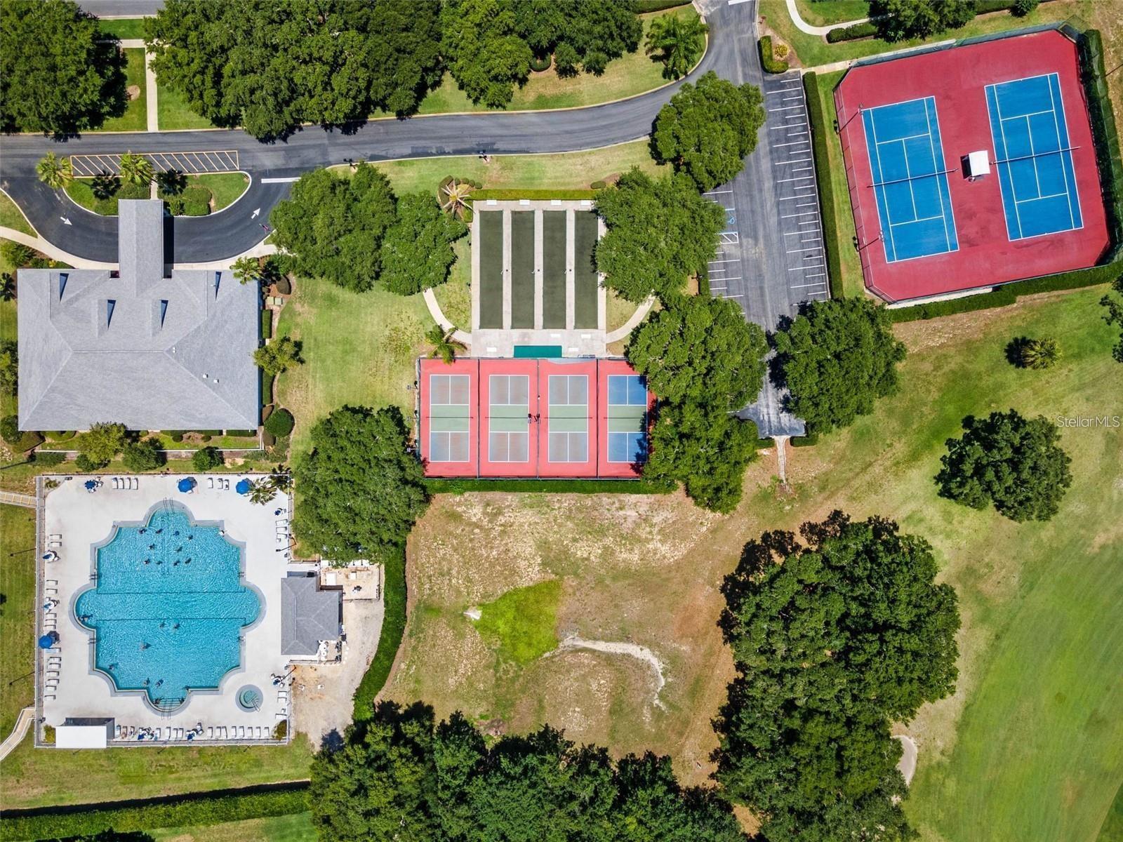 Image 45 of 54 For 25051 Betton Hill