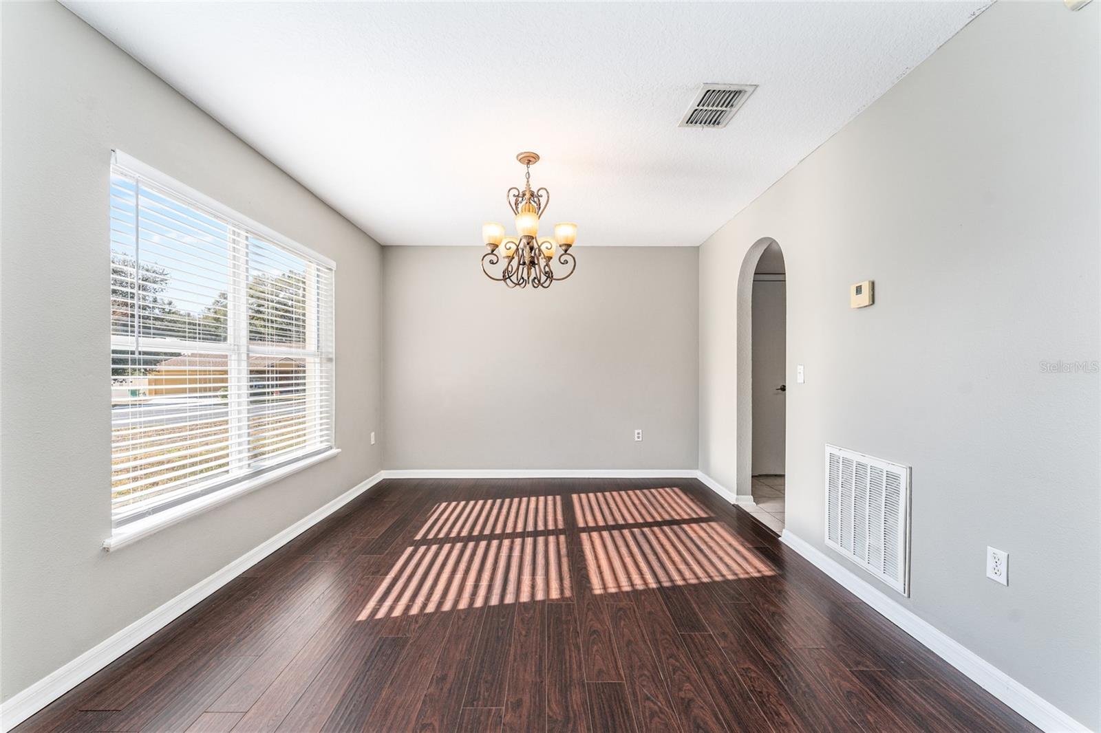 Image 11 of 98 For 1116 Myrtle Lake View Drive