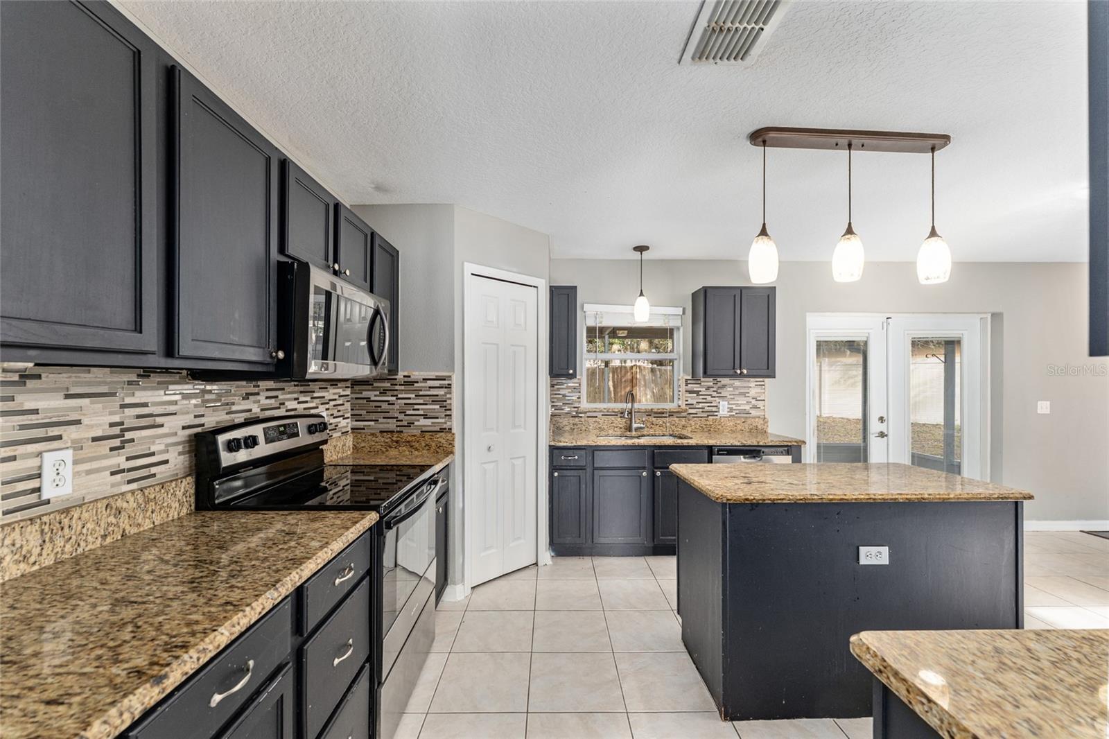 Image 12 of 98 For 1116 Myrtle Lake View Drive