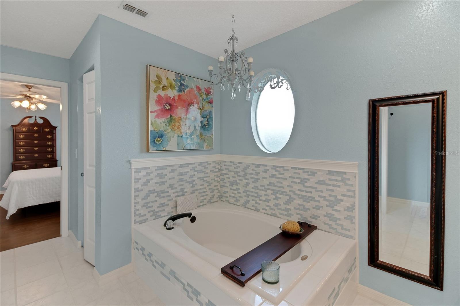 Image 34 of 47 For 32801 Oak Park Drive