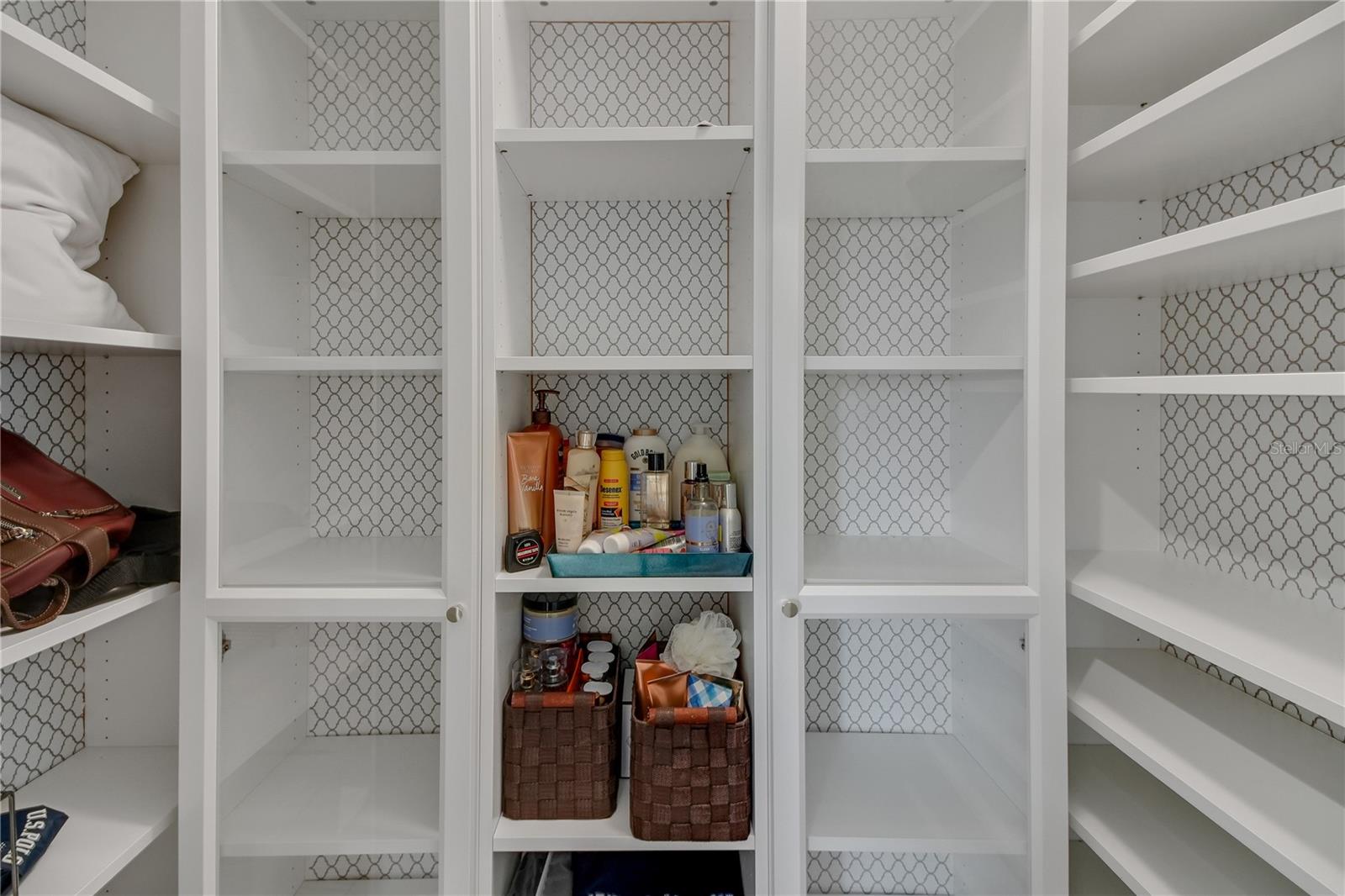 Image 37 of 47 For 32801 Oak Park Drive