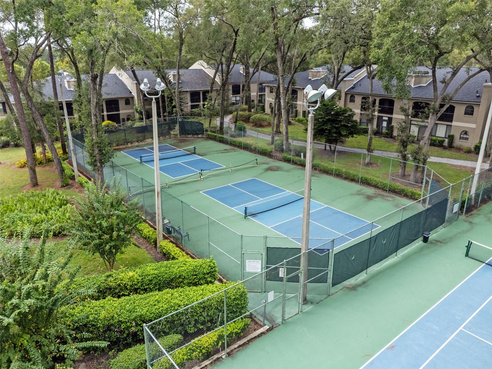 Image 29 of 50 For 1055 Kensington Park Drive 603