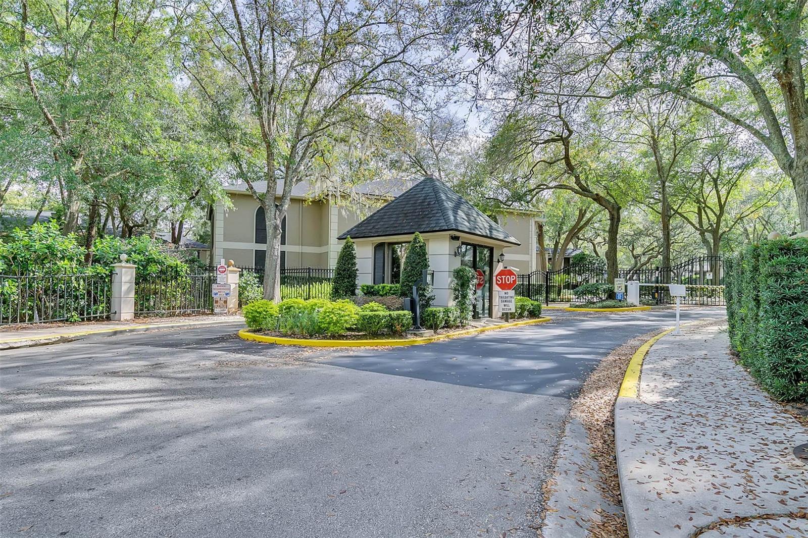 Image 49 of 50 For 1055 Kensington Park Drive 603