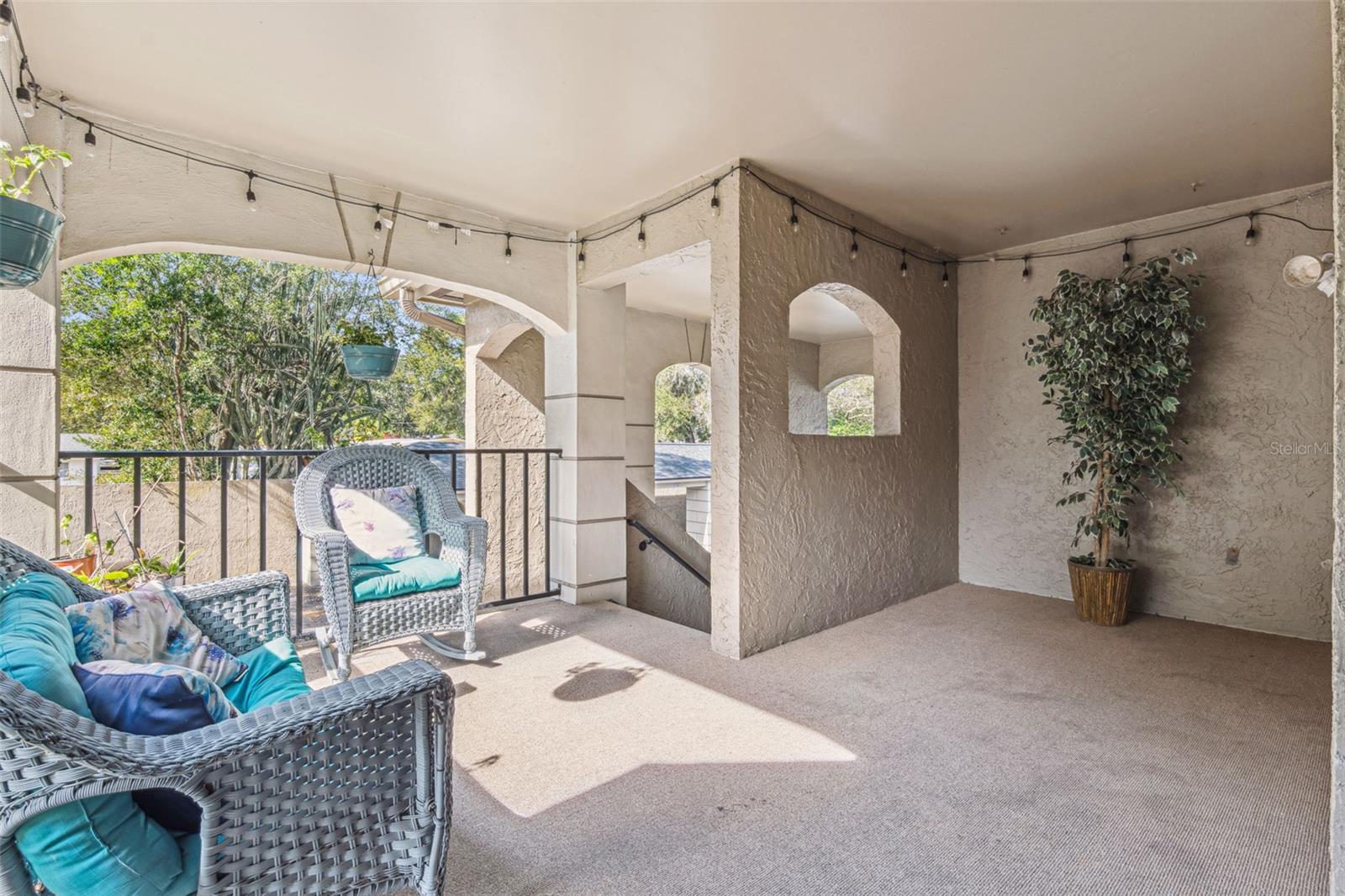 Image 5 of 50 For 1055 Kensington Park Drive 603