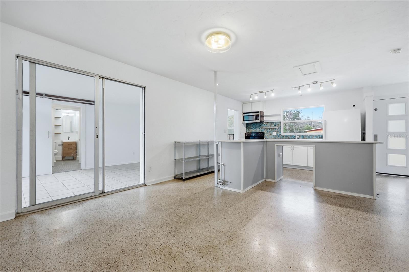 Image 10 of 30 For 1215 21st Avenue