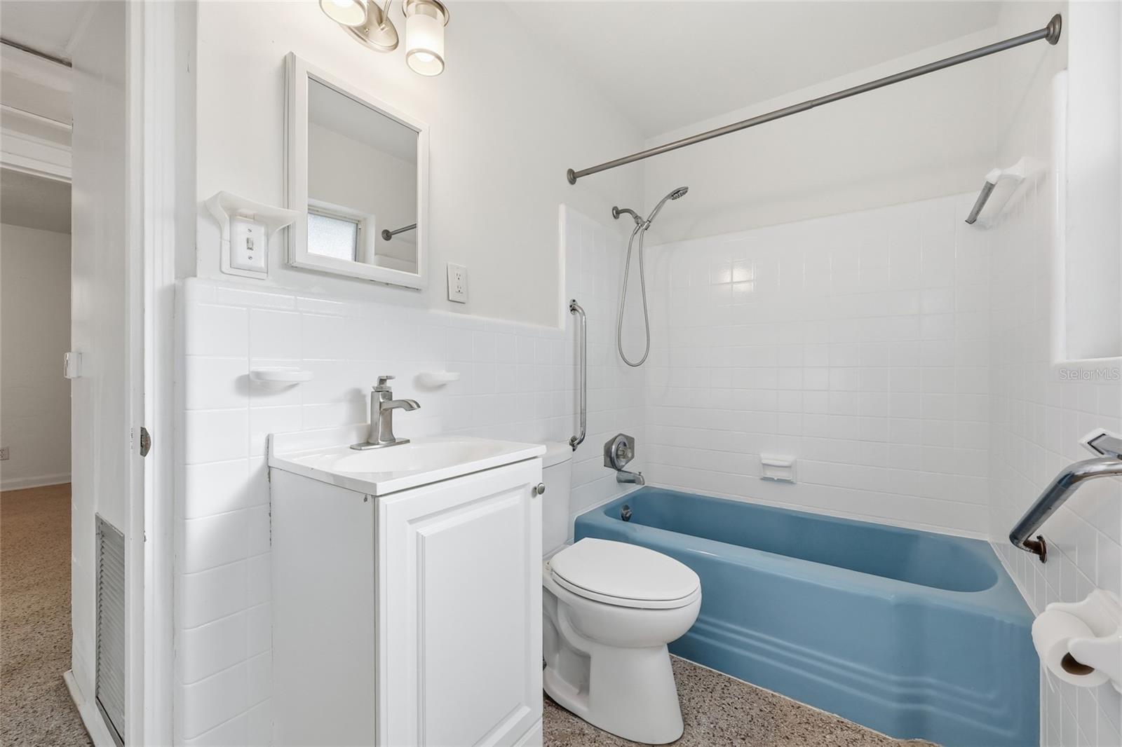 Image 13 of 30 For 1215 21st Avenue