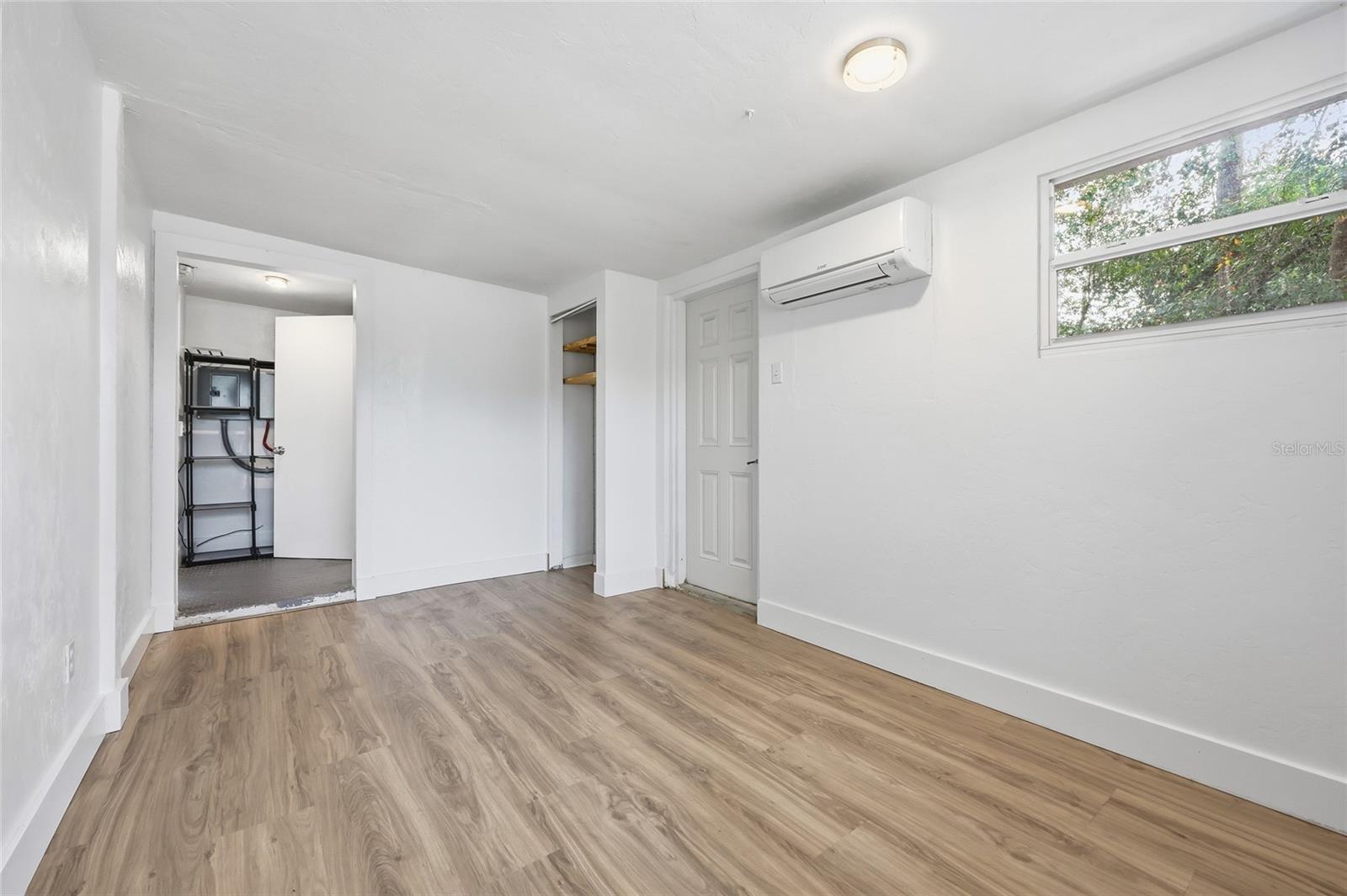 Image 24 of 30 For 1215 21st Avenue