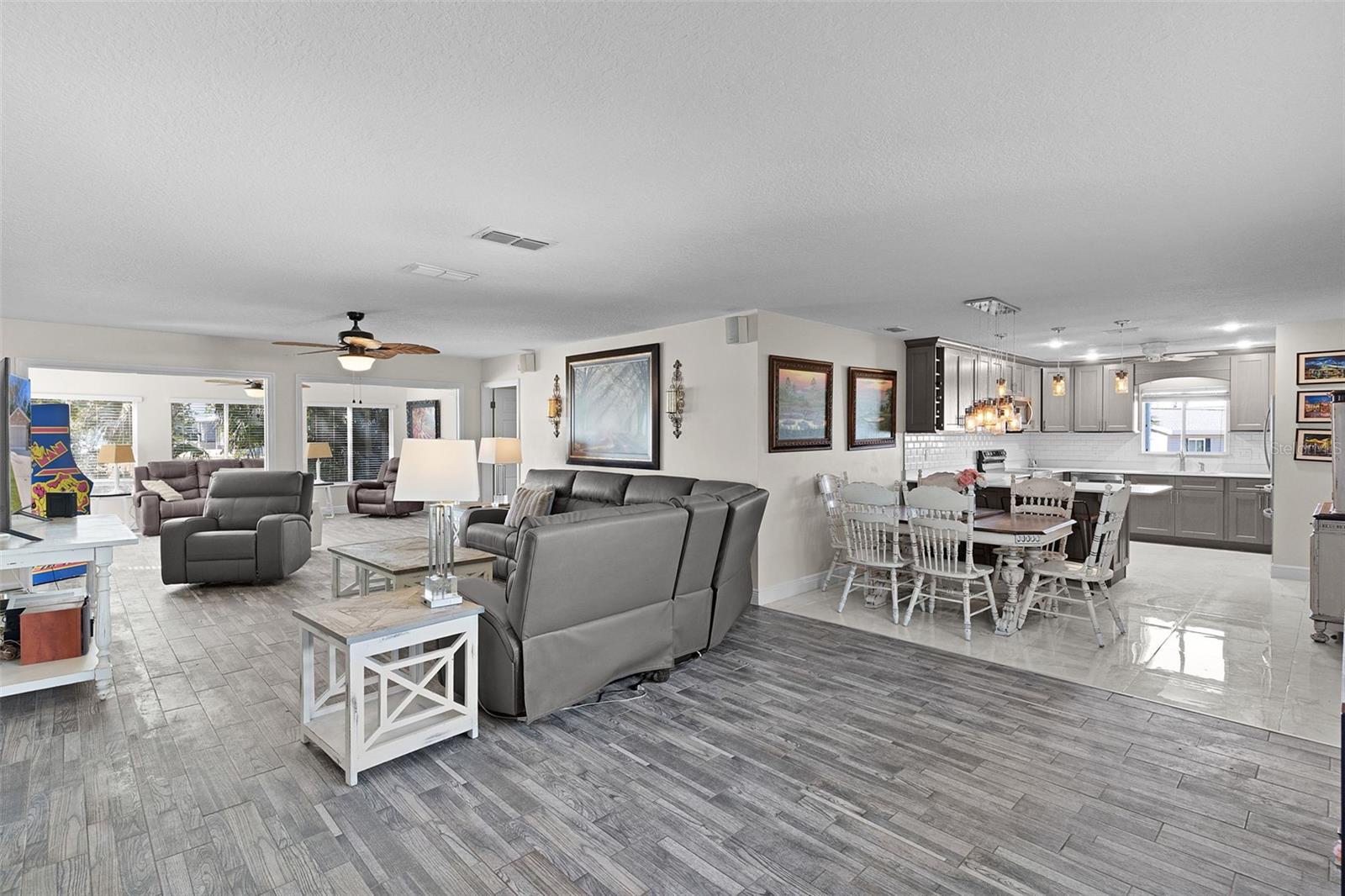 Image 5 of 47 For 9980 176th Street