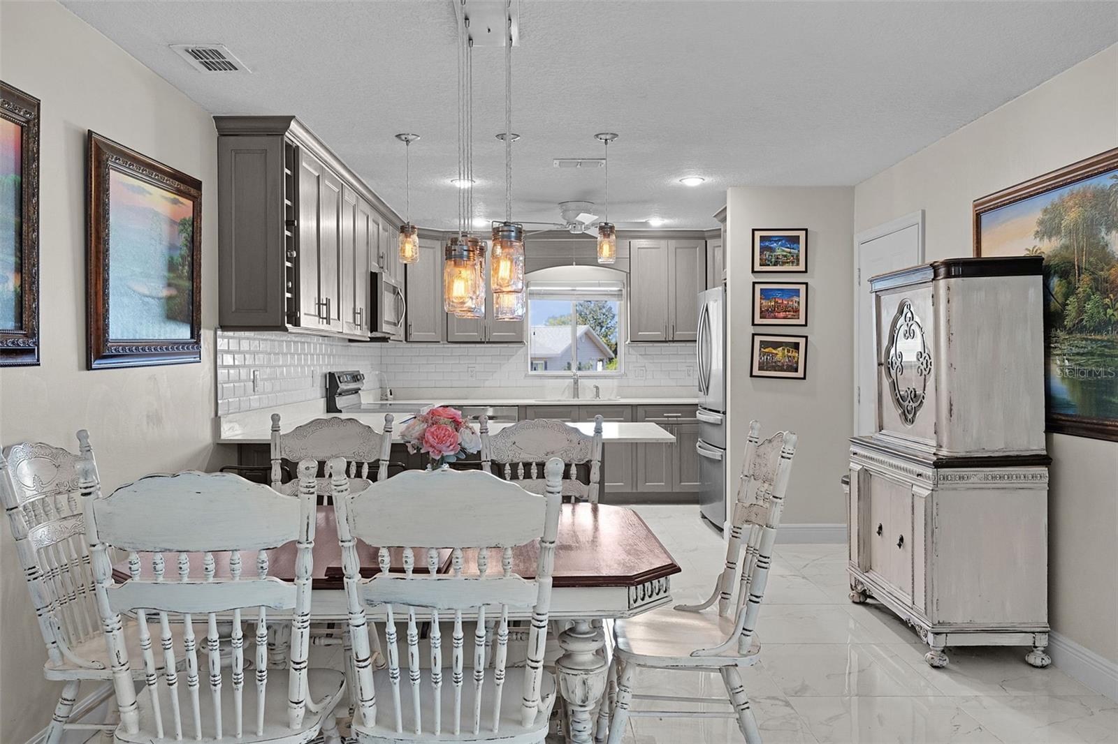 Image 8 of 47 For 9980 176th Street