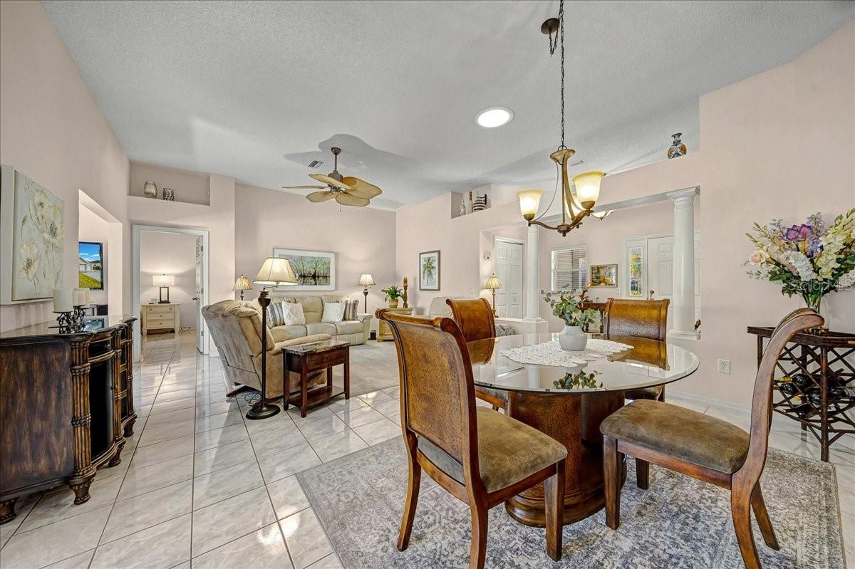 Image 19 of 82 For 922 Soledad Way