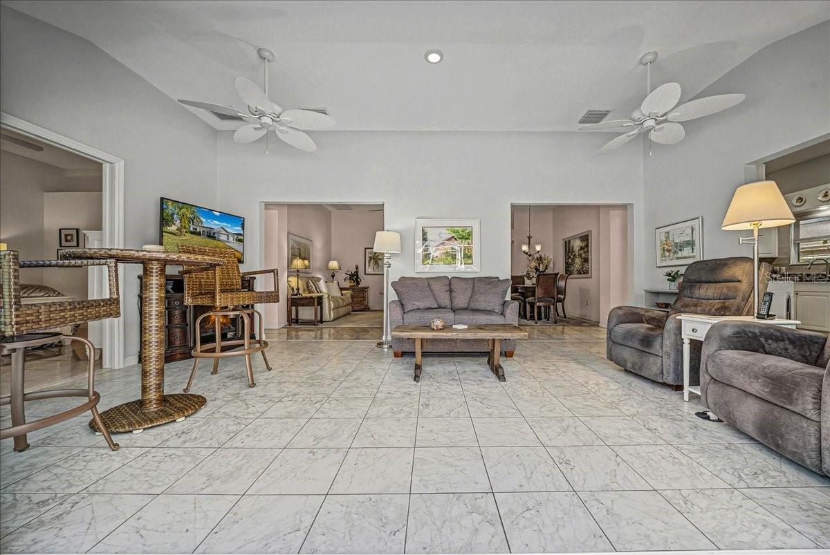 Image 40 of 82 For 922 Soledad Way