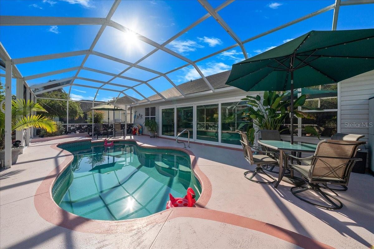 Image 47 of 82 For 922 Soledad Way