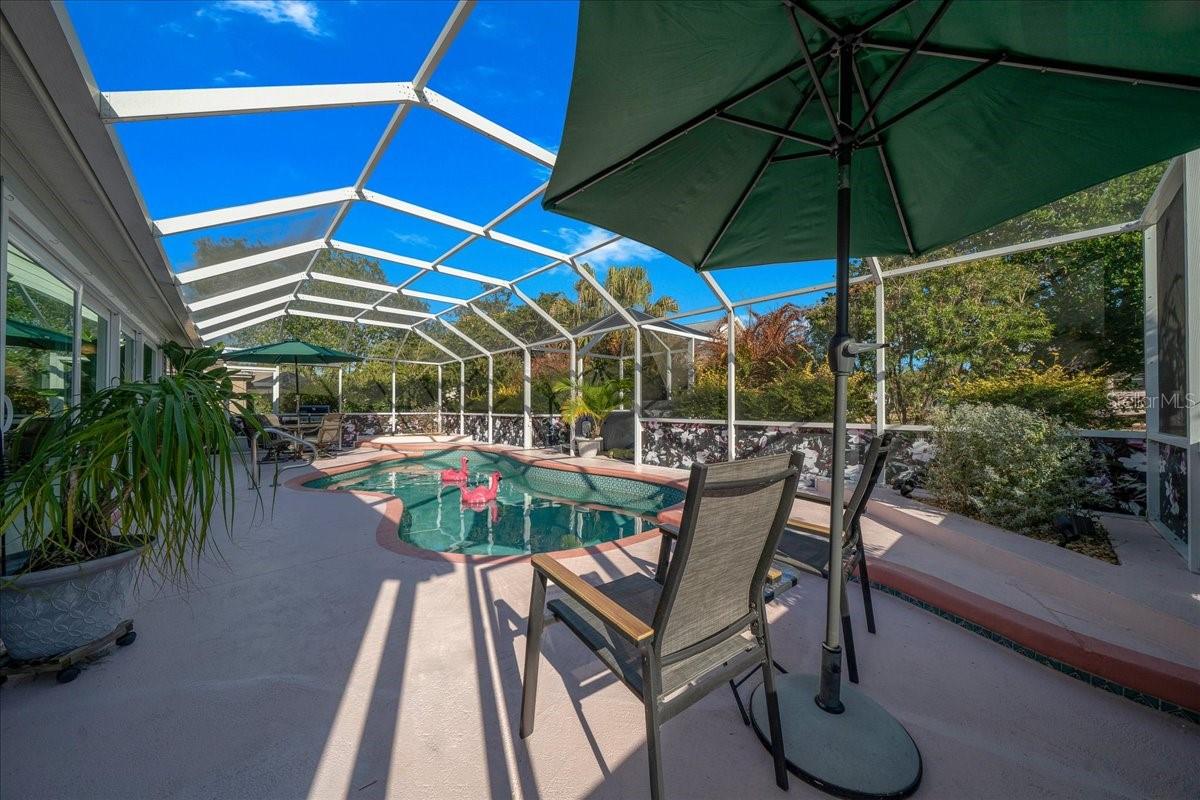 Image 50 of 82 For 922 Soledad Way