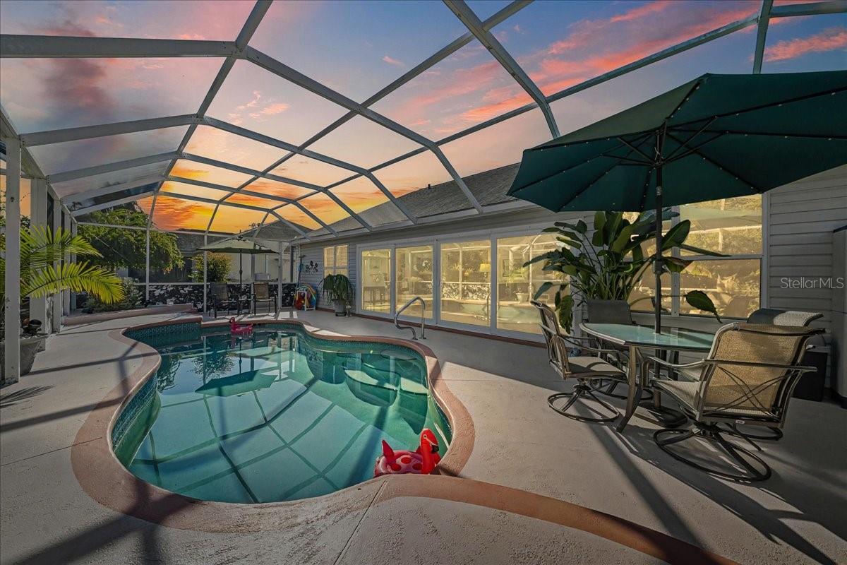 Image 54 of 82 For 922 Soledad Way