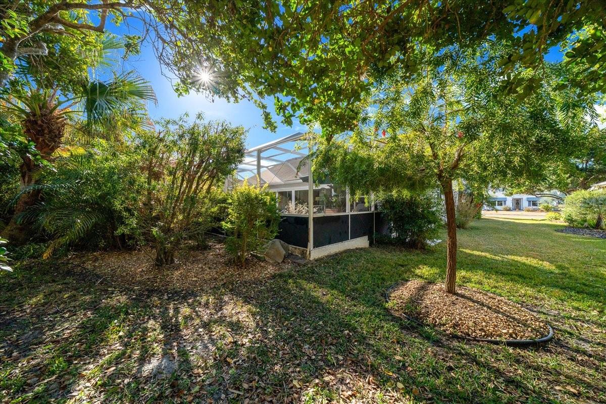 Image 69 of 82 For 922 Soledad Way