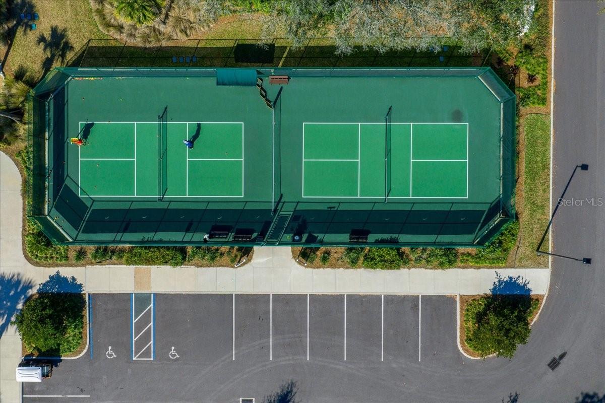 Image 75 of 82 For 922 Soledad Way